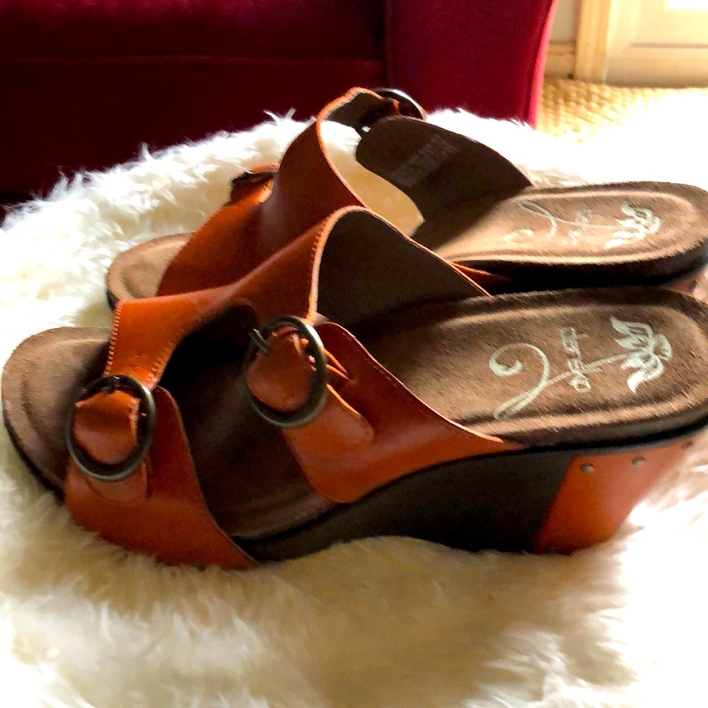 New Dansko Platform Heeled Shoes